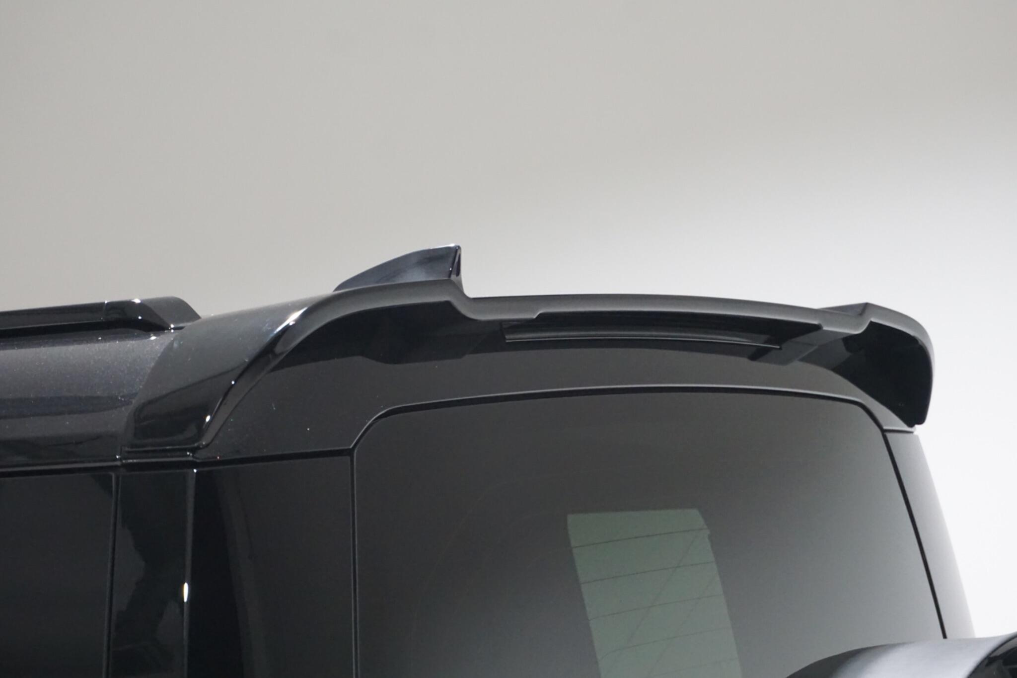 Land Rover Defender 110 3.0 D300 MHEV X-Dynamic HSE SUV 5dr Diesel Auto 4WD Euro 6 (s/s) (300 ps)